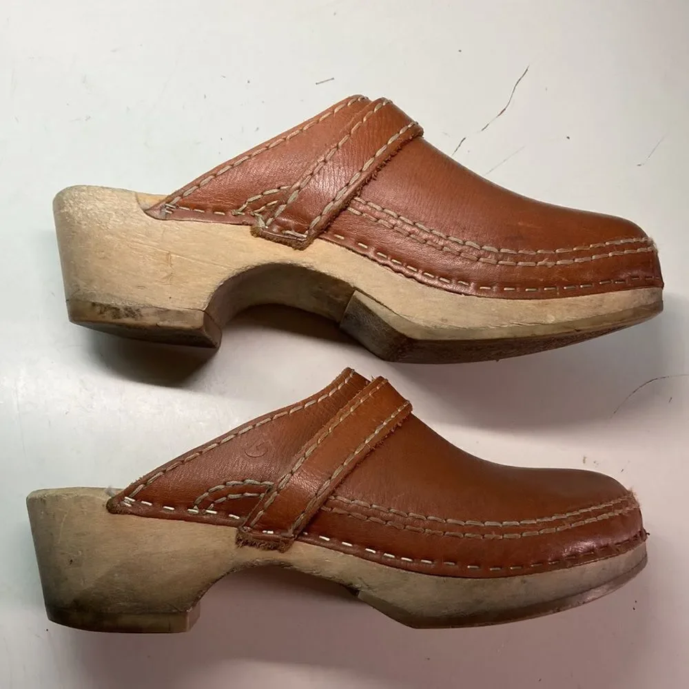 Gevavi Wood & Leather Clogs Size 39 - 8.5 US Womens Slip On Shoes